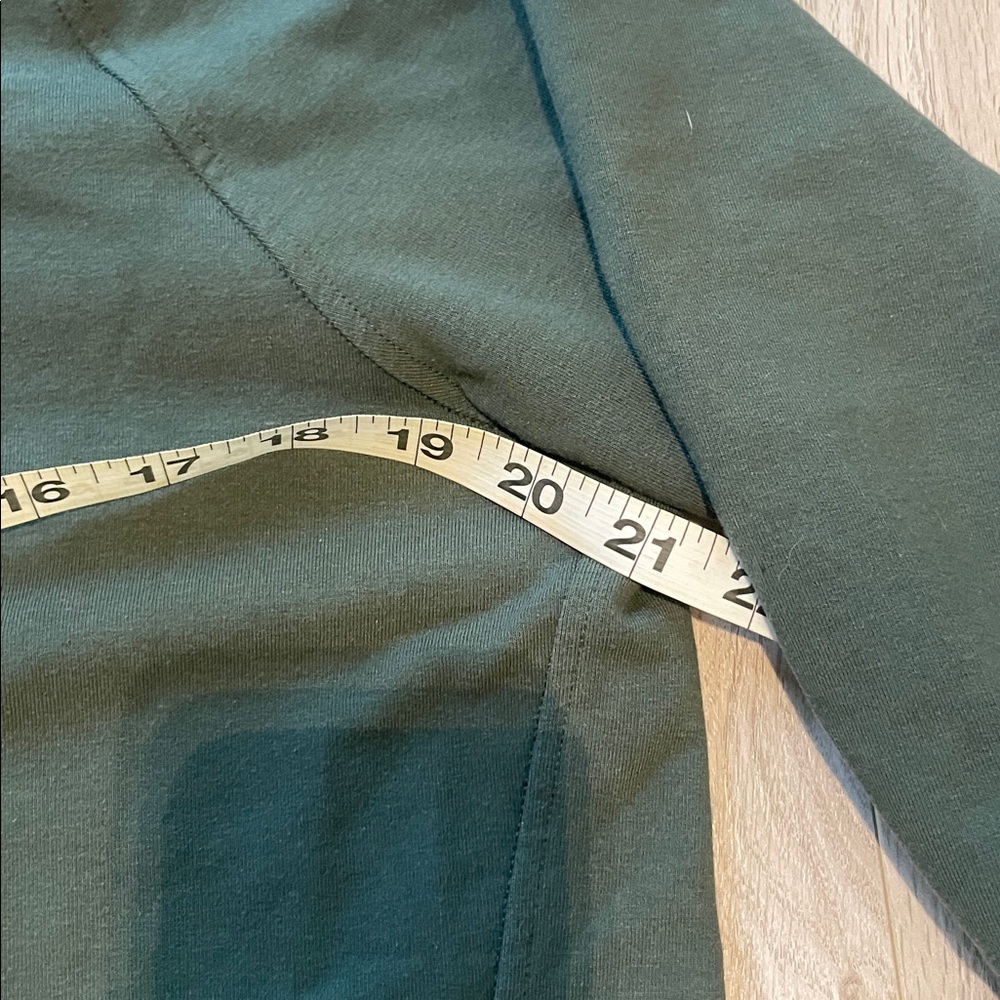 Lululemon | Men’s Green Hoodie - Picture 3 of 10